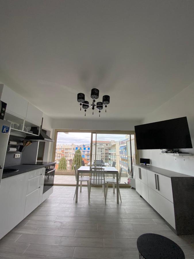Superbe Appartement Renove A Neuf A 100M De La Mer 주앙레핑 외부 사진